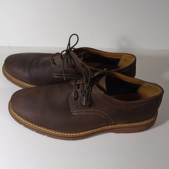 clarks brown oxford shoes